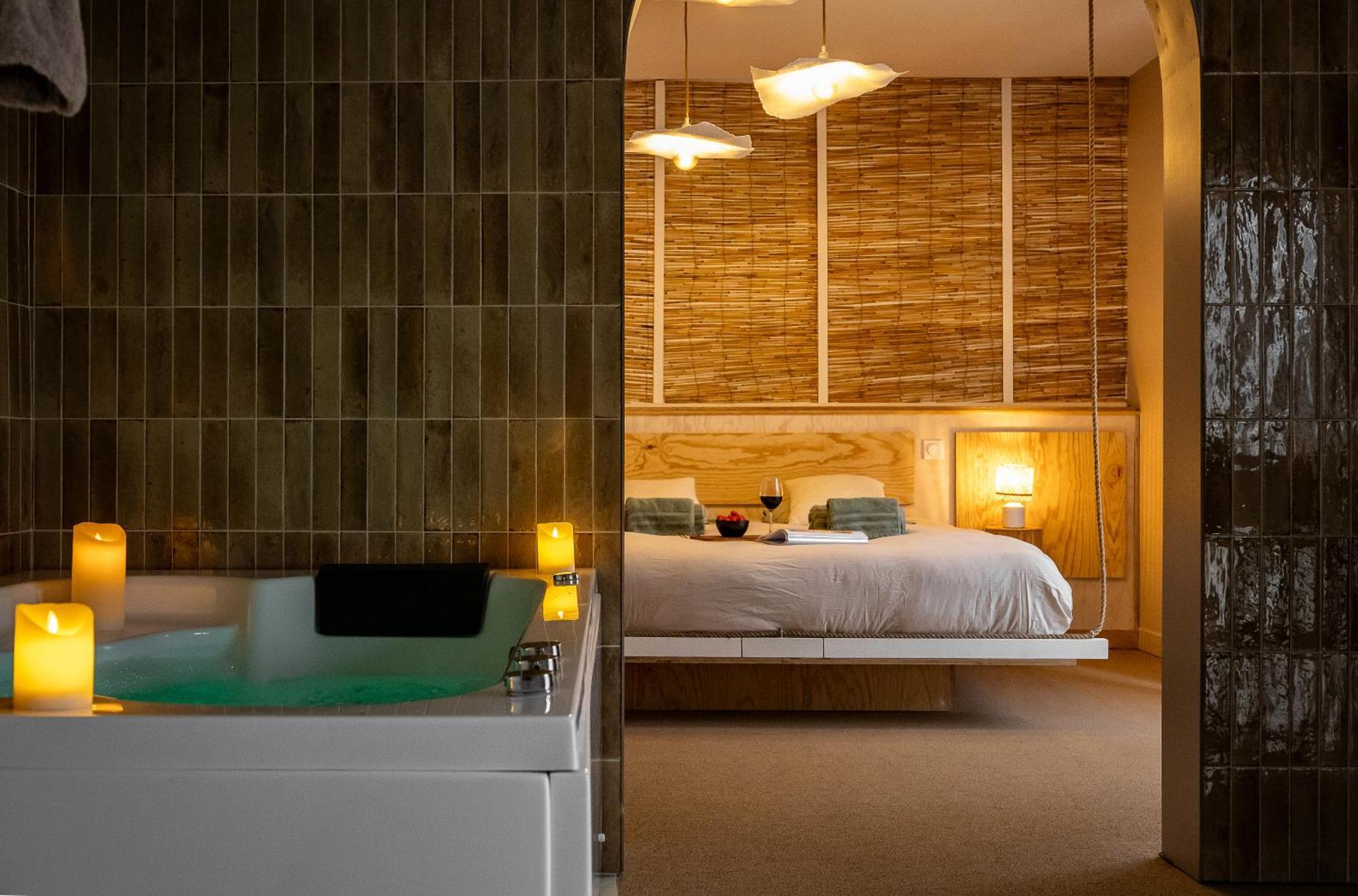 Love Room Suite Bali - Auray En Bretagne Brech Exteriér fotografie